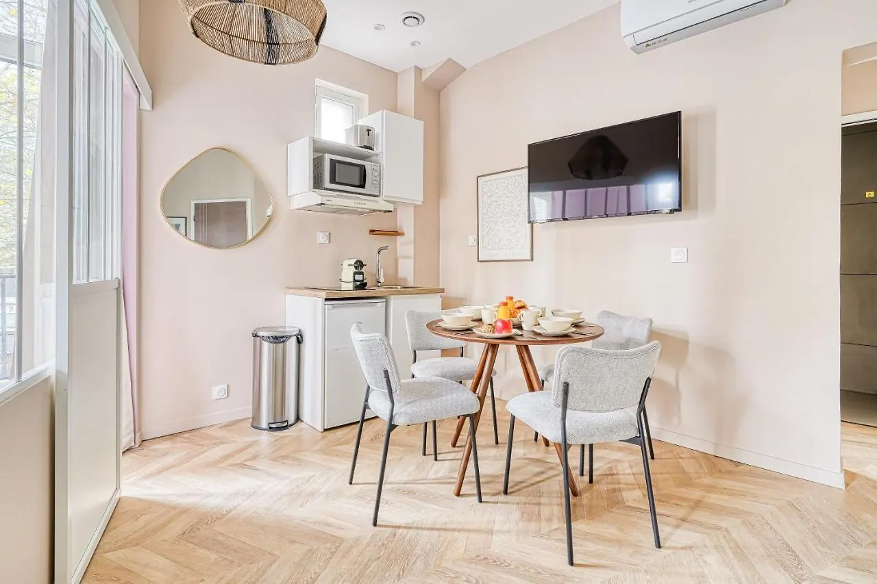 Appartement Proche Parc Monceau #17Eme #Arcdetriomphe - Gourgaud Paris