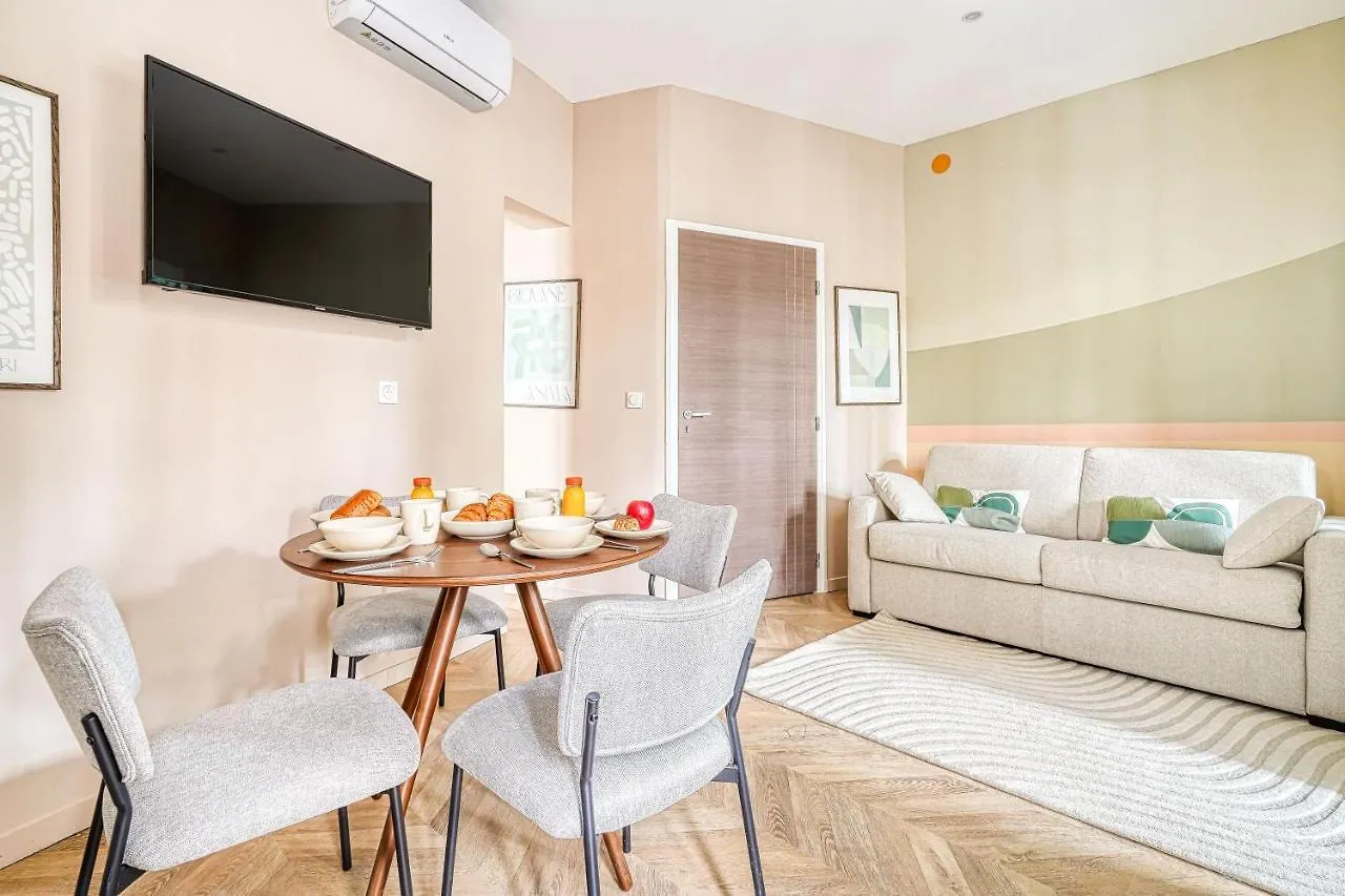 Appartement Proche Parc Monceau #17Eme #Arcdetriomphe - Gourgaud Parigi Appartamento