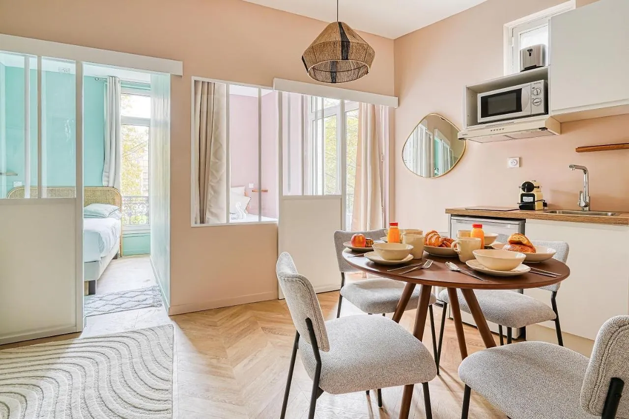 Appartement Proche Parc Monceau #17Eme #Arcdetriomphe - Gourgaud Paris